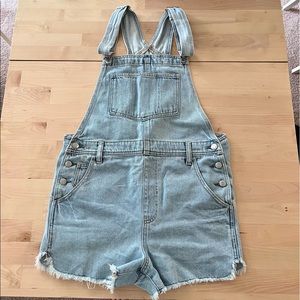 COPY - AE Hi-Rise Tomgirl Shortall- size Medium